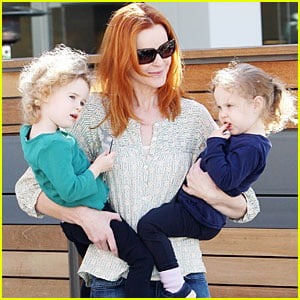 Abstract image suggesting family privacy and gentle public curiosity.