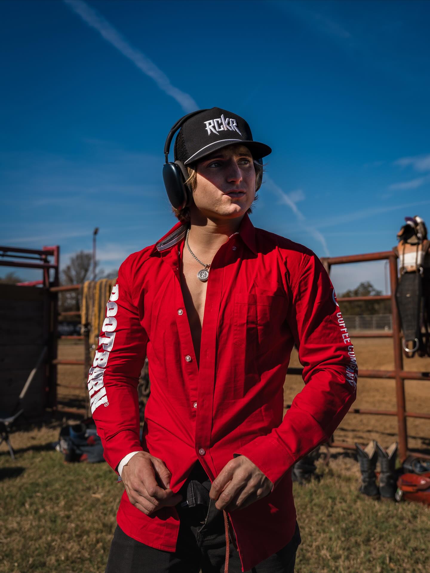 Rocker Steiner rides a bareback bronc, legs driving in rhythm as the horse kicks in midair, capturing the power and balance of modern rodeo.