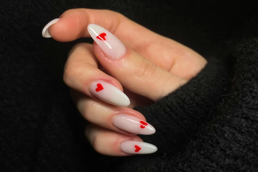 Winter White Nails Are the Chic Trend Everyone Loves This Season