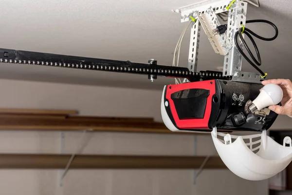 Fast Garage Door Repair Near Me for Local Homes
